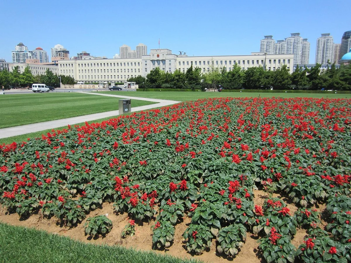 Dalian People Square