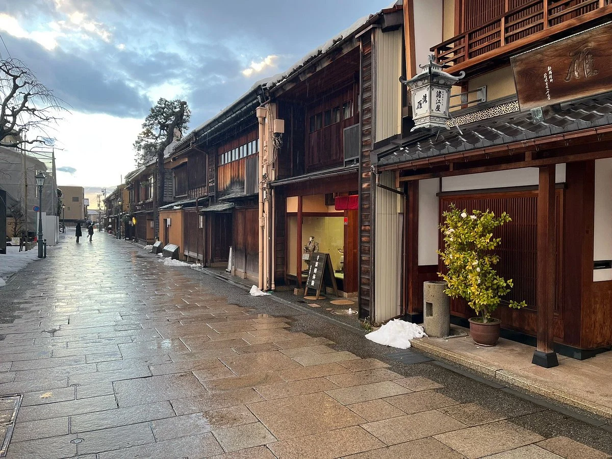 Nishi Tea House Street