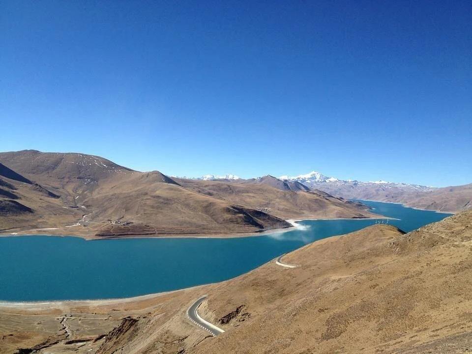 Ann Mu Cuo lake