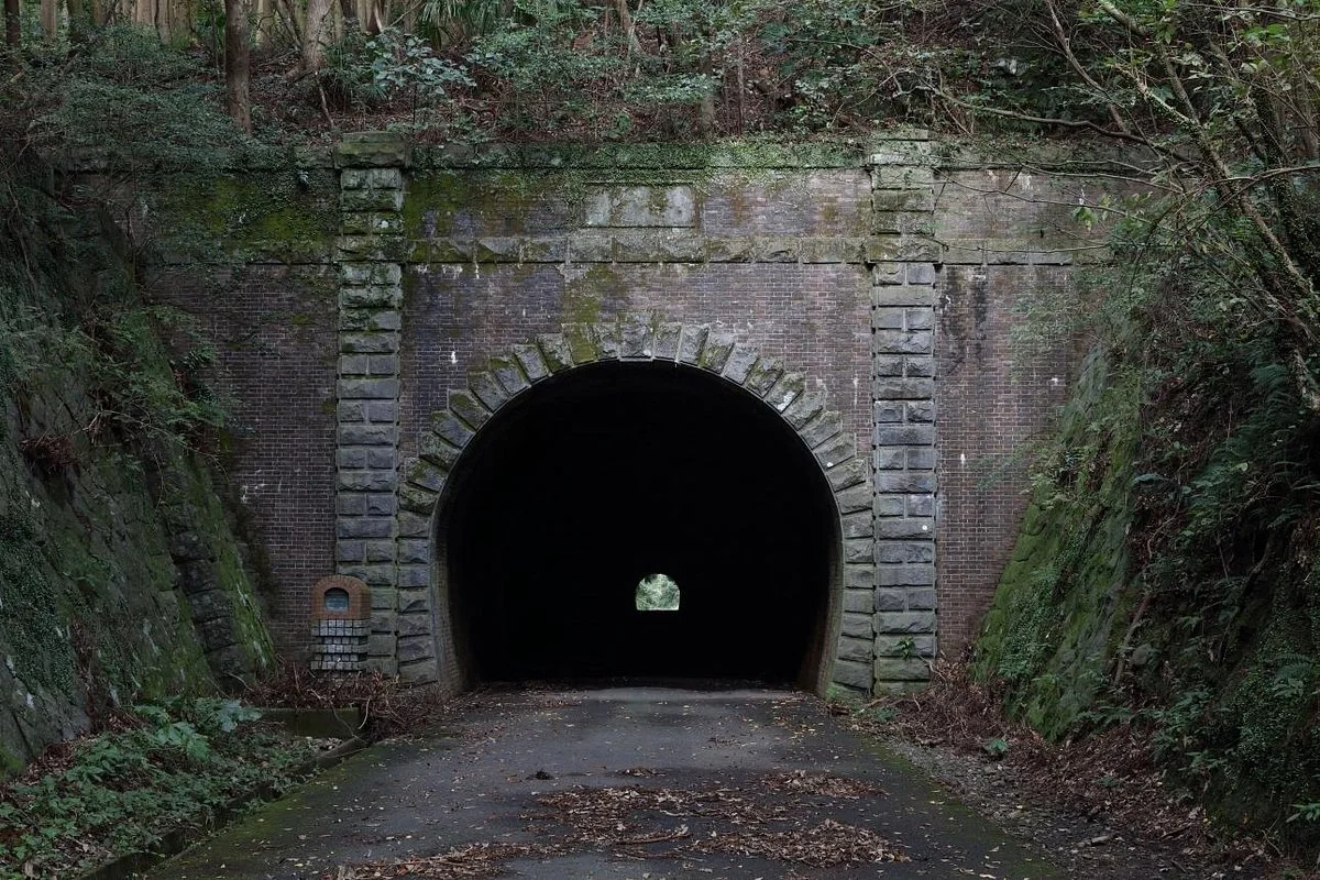 Old Tsunagi Tunnel