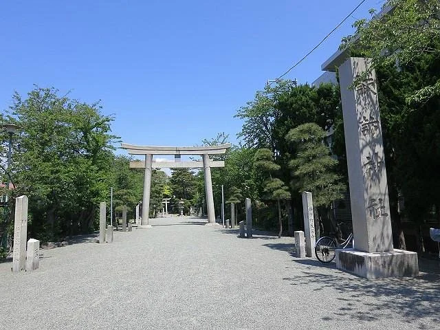 Katase Suwa Shrine