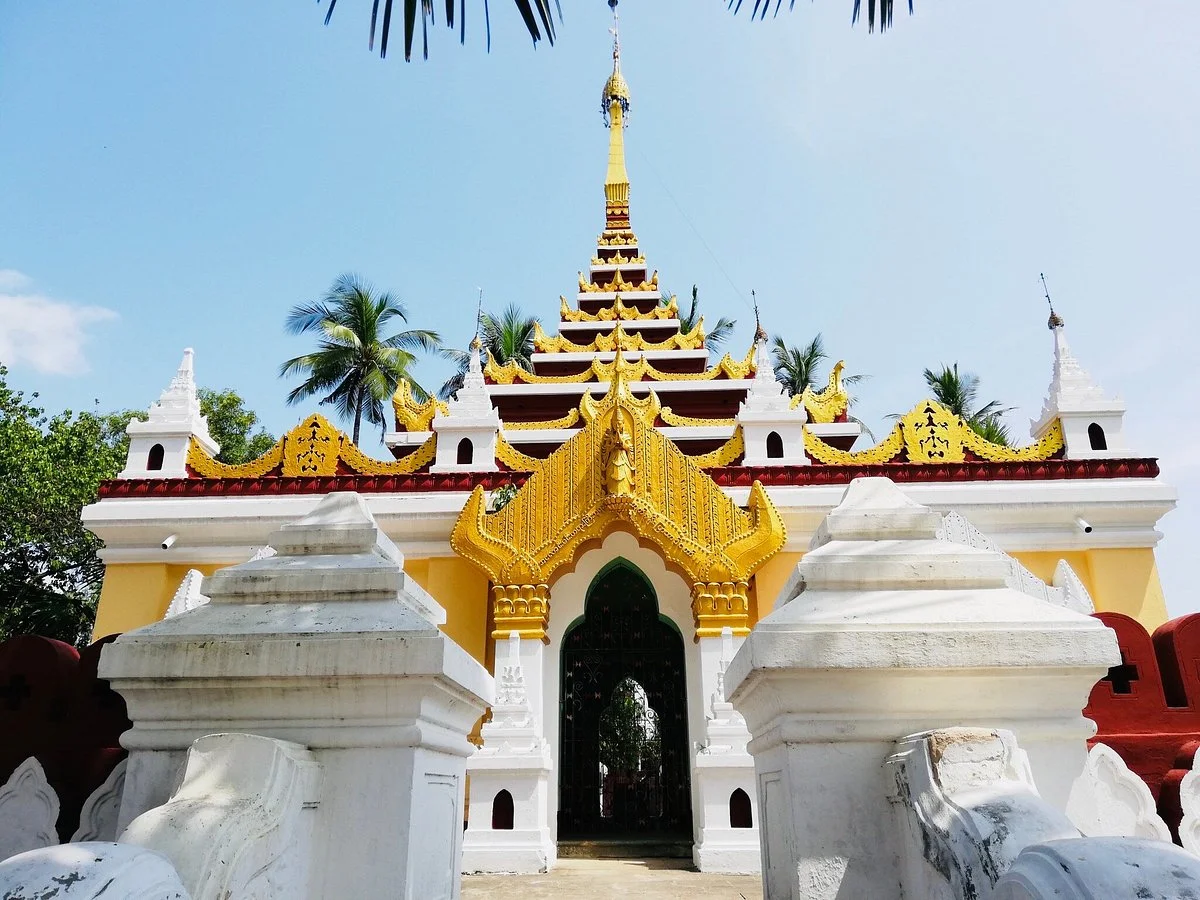 Shwebon Yadana Mingalar Palace