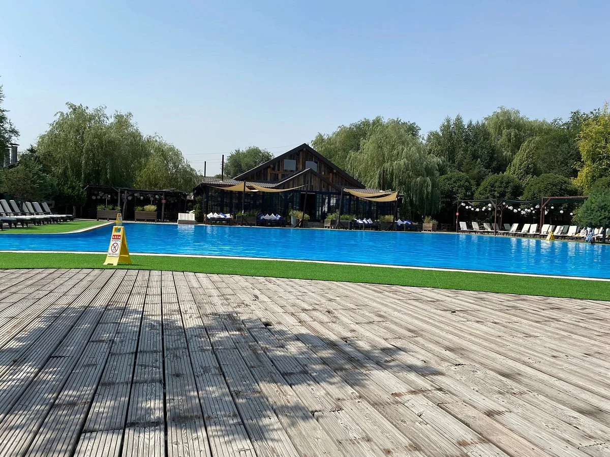 Ray Pool Club