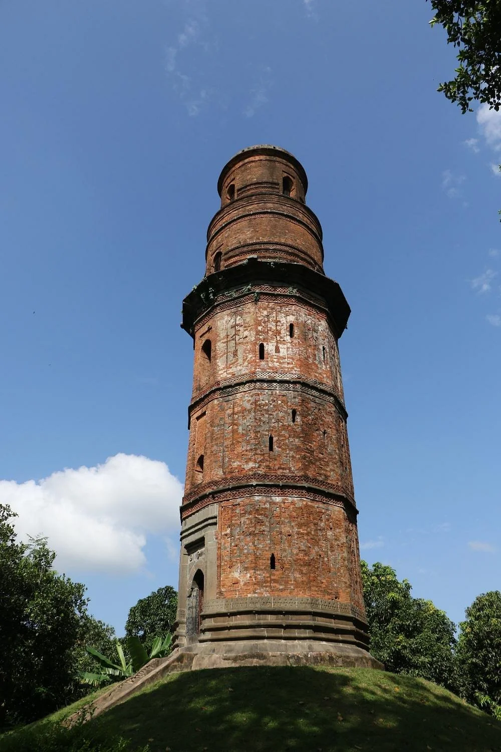 Firoz Minar Tomb