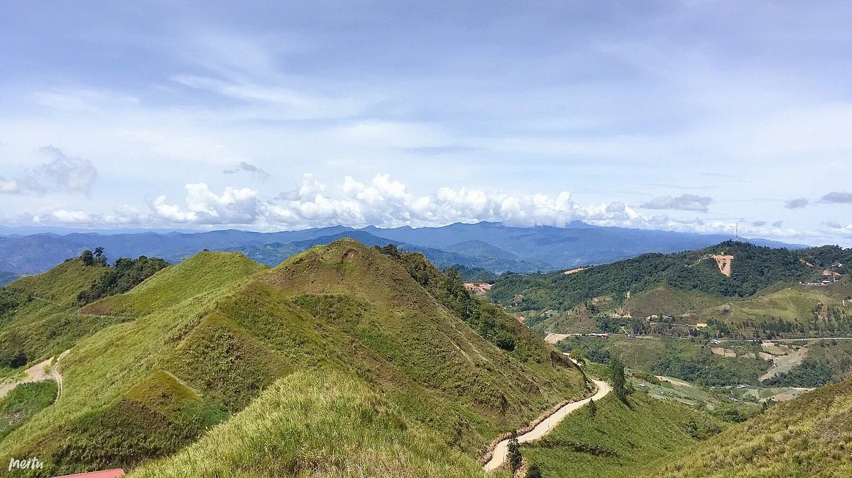 Sosodikon Hill