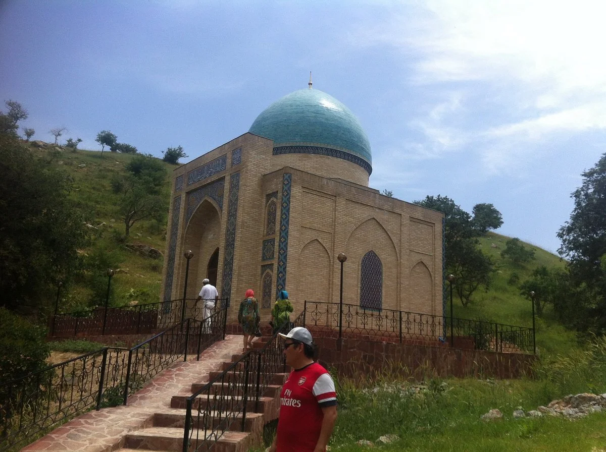 Akbora Mausoleum