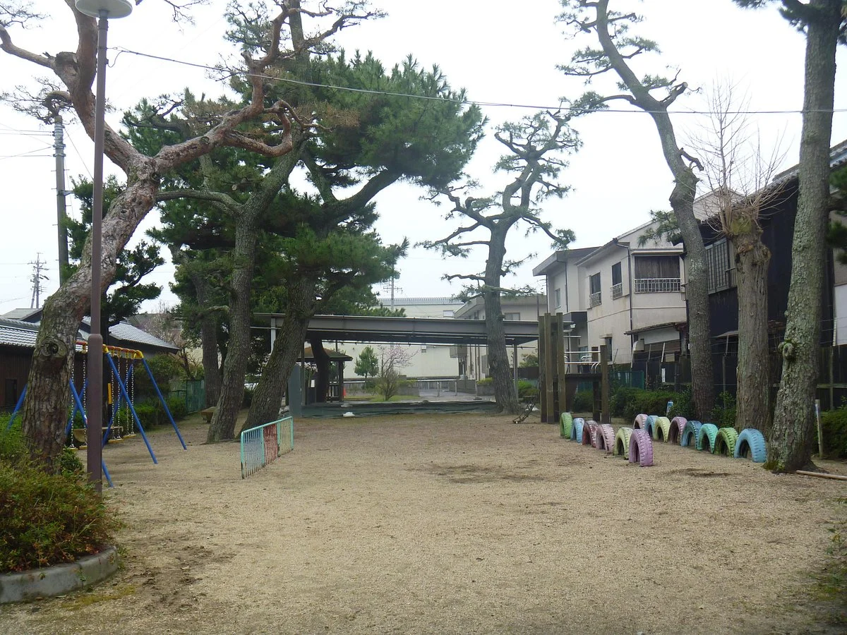Shiroko Higashimachi Park