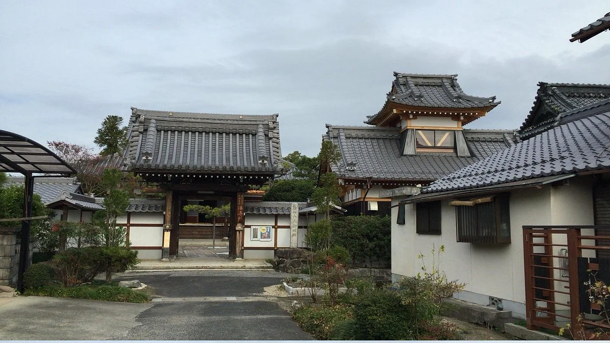 Hosembo Temple