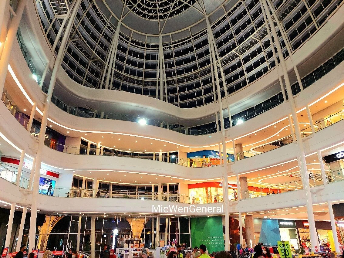 Resinda Park Mall