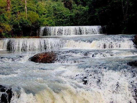 Ou'Sean Lair Waterfall
