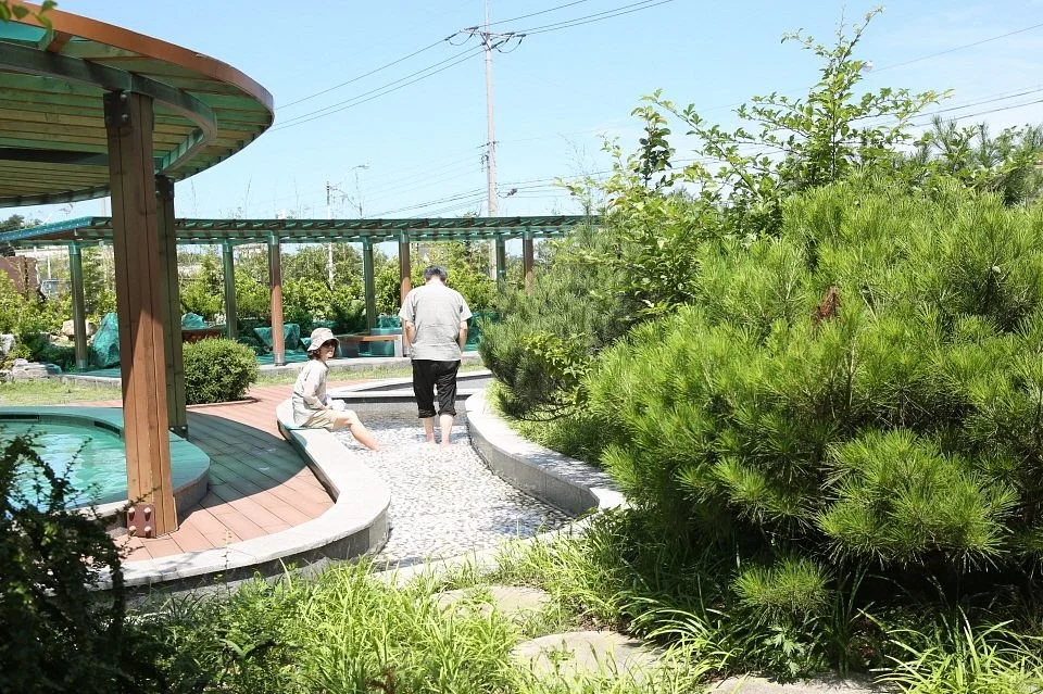 Cheoksan Foot Spa Park