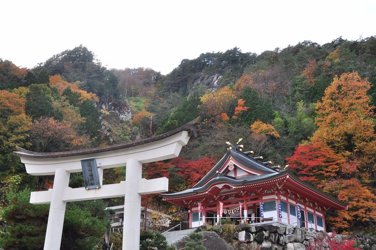 Meotogi Shrine