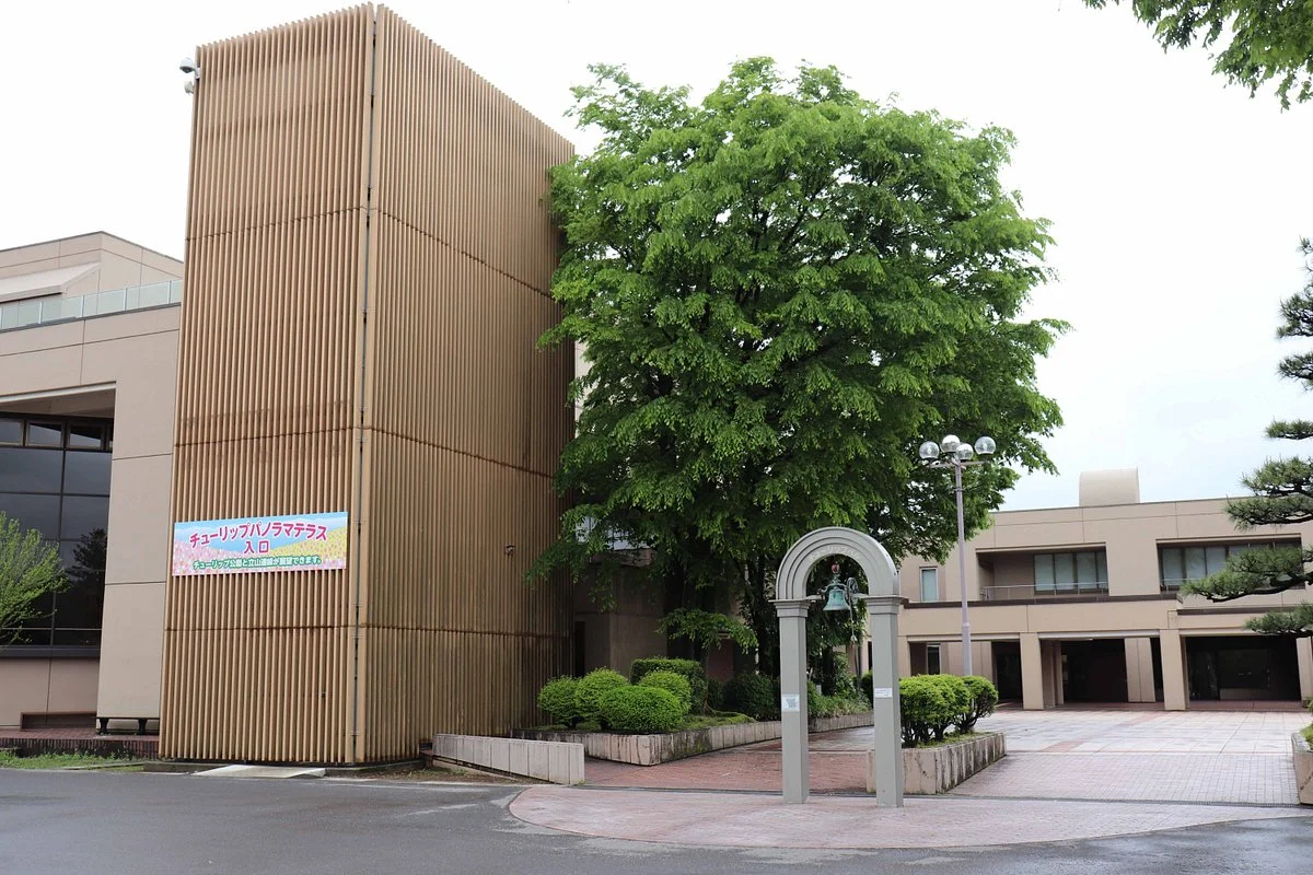 Tonami City Cultural Hall