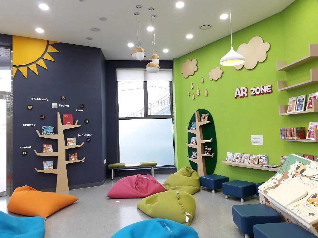 Donggu Children's English Library
