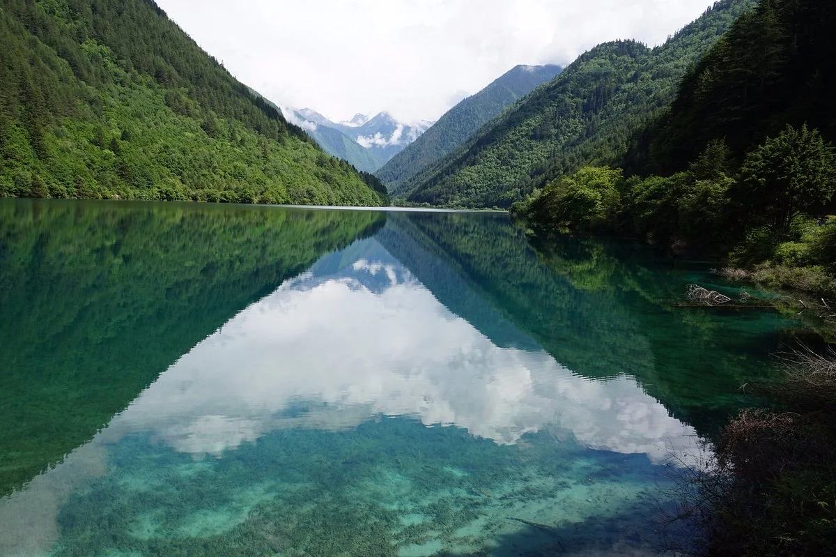 Rhinoceros Lake