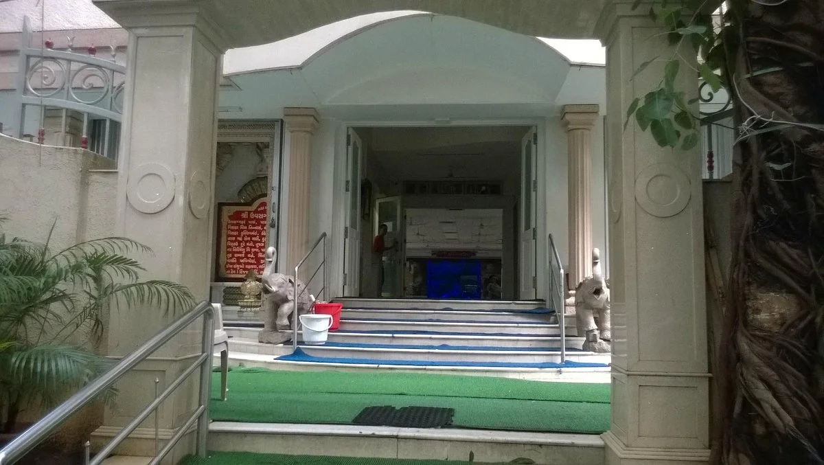 Paras Dham Temple