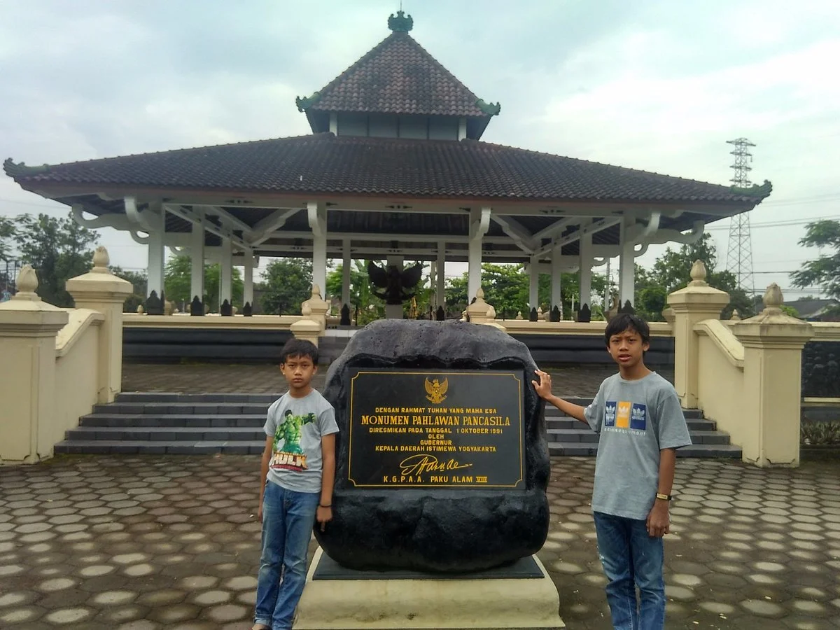 Monument to the Heroes of Pancasila Kentungan