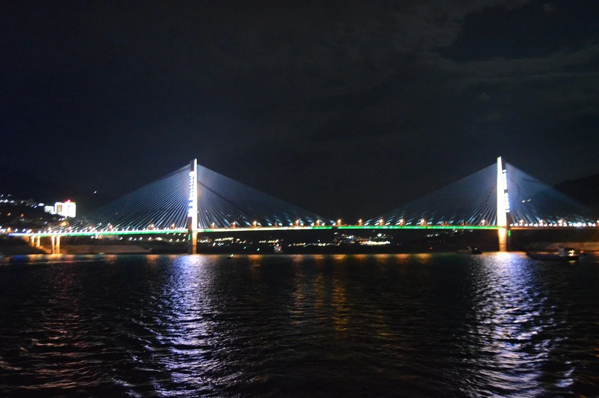 Yiling Changjiang River Bridge