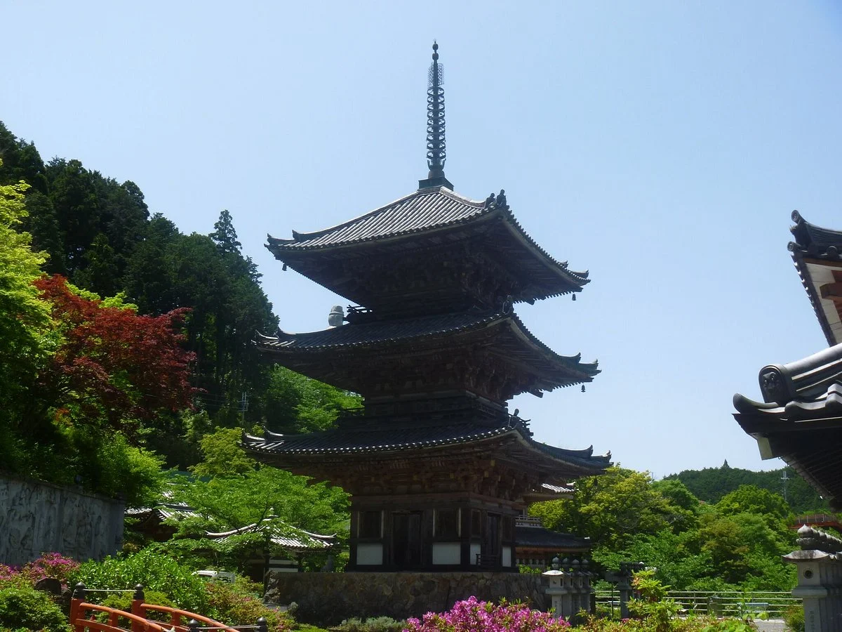 Tsubosaka Temple 3 Storey Tower