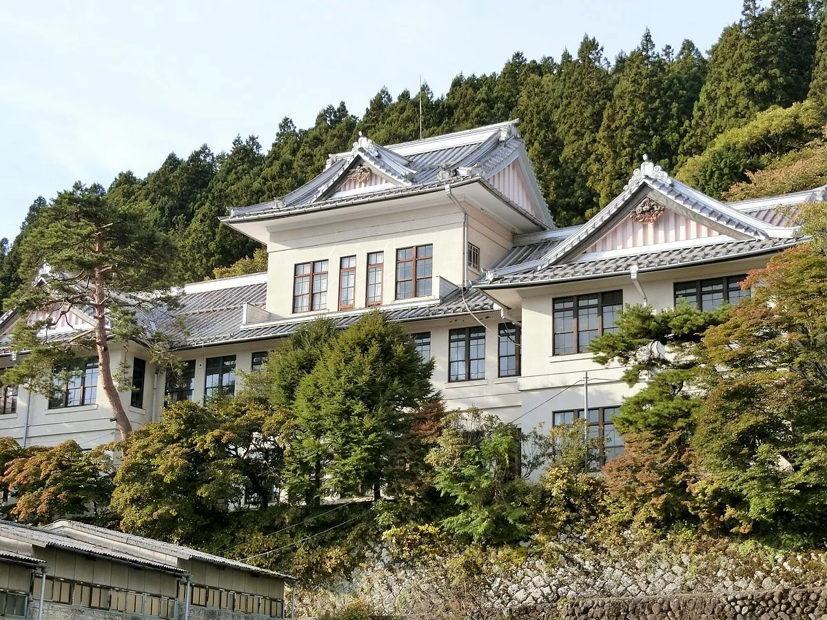 Former Nikko City Hall Nikko General Branch