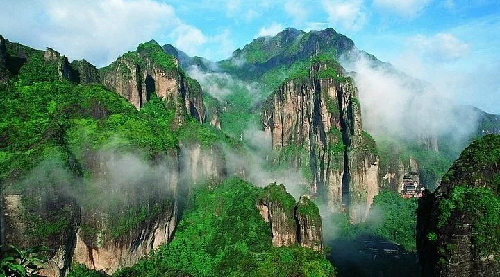 Wenzhou Dongtou Banping Mountain