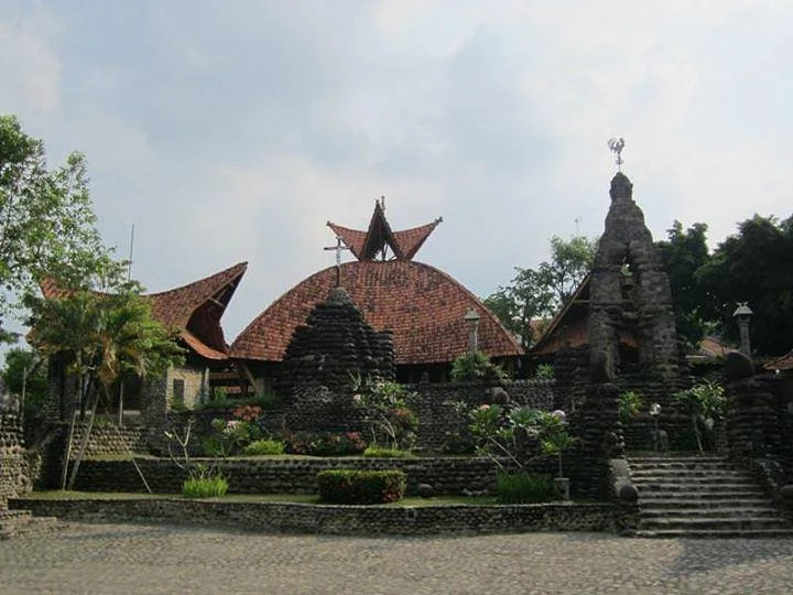 Puh Sarang Church
