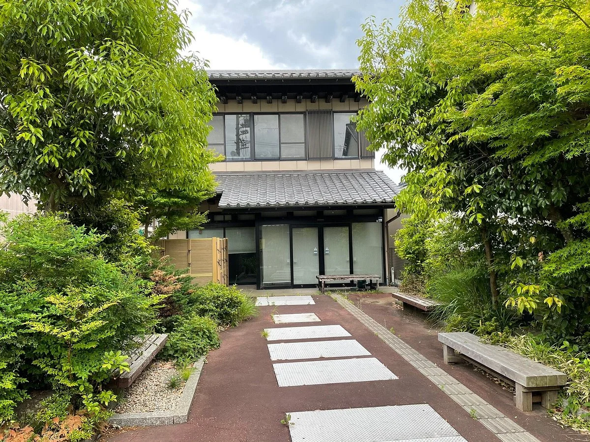Omoshiro Shukubakan