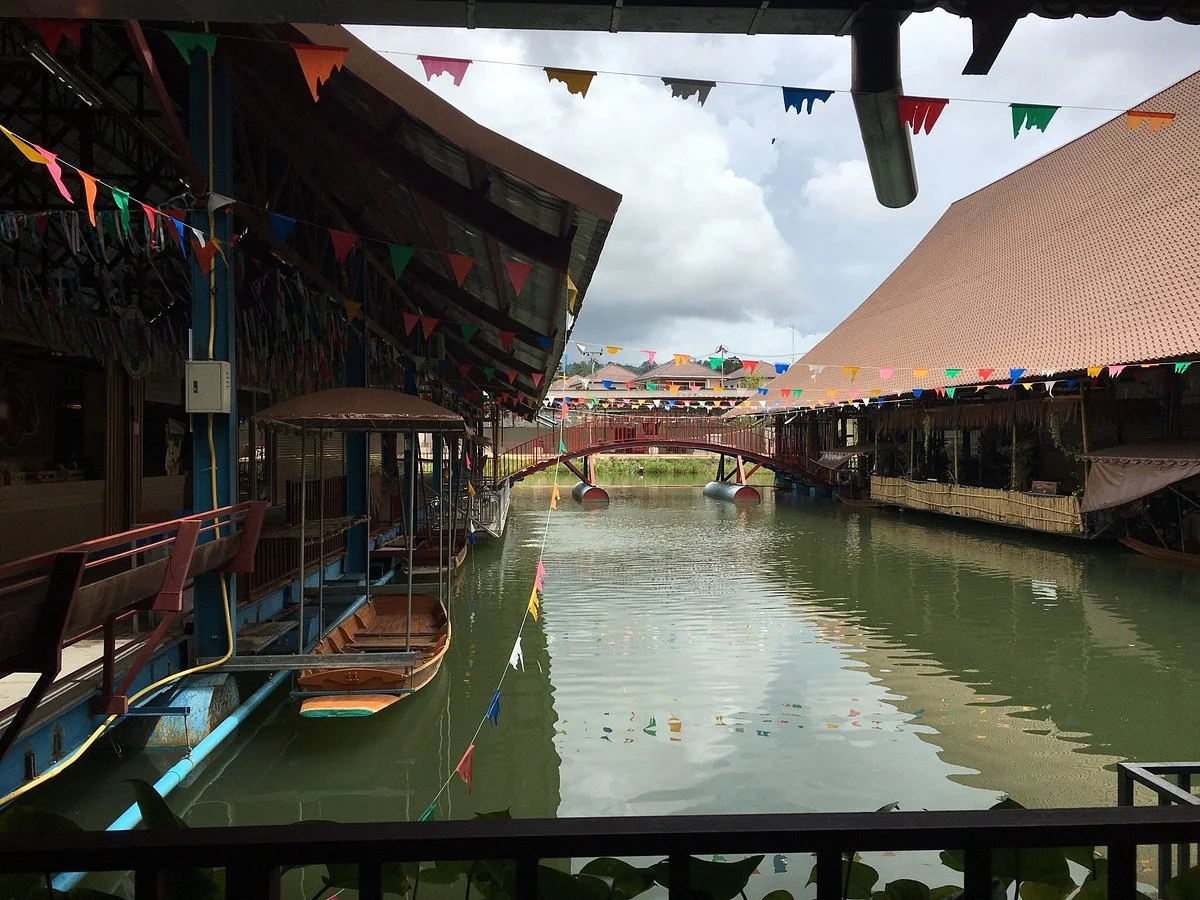 Phuket Floating Market