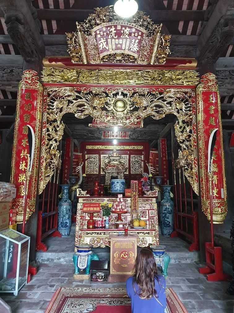 Hang Kenh Communal House