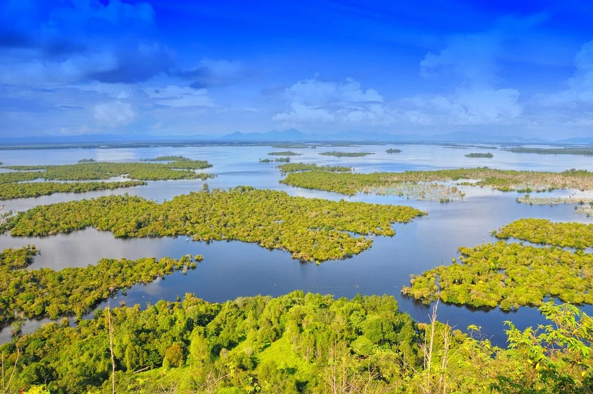 Sentarum Lake