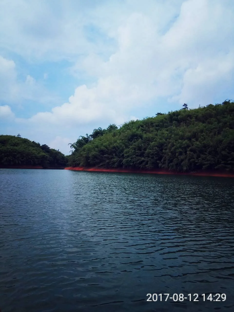 Phenix Lake Scenic Resort