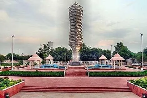 Mukta Minar
