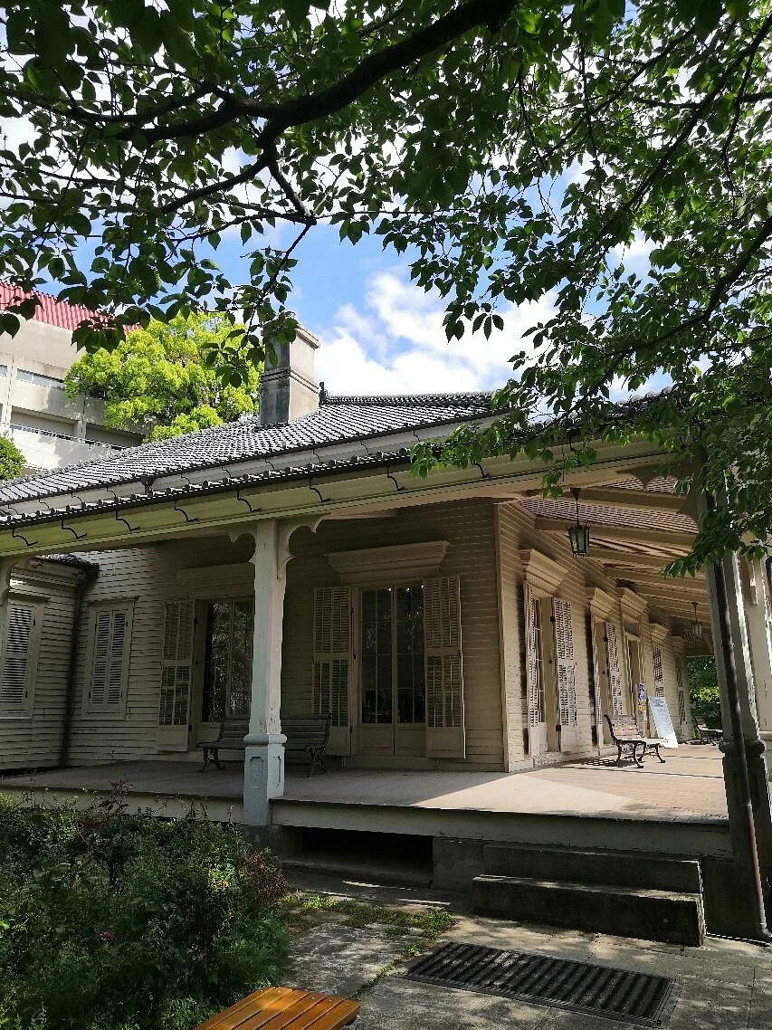 Higashiyamate Junibankan