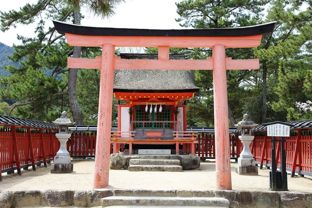 Kiyomori Shrine