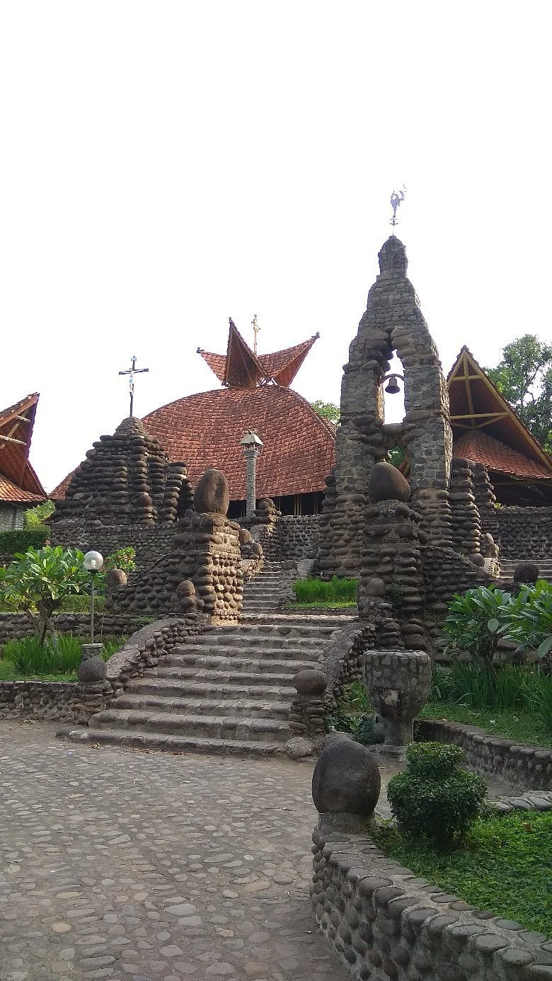 Gua Maria Puhsarang