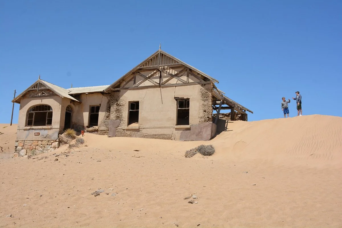 Kolmanskop Ghost Town