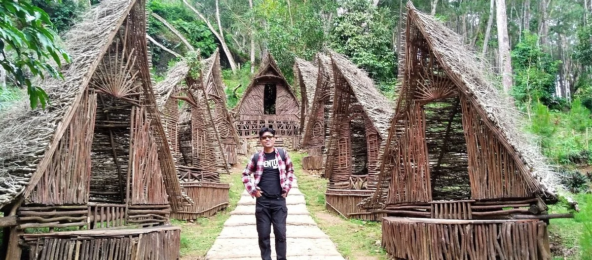 Wisata Seribu Batu Songgo Langit