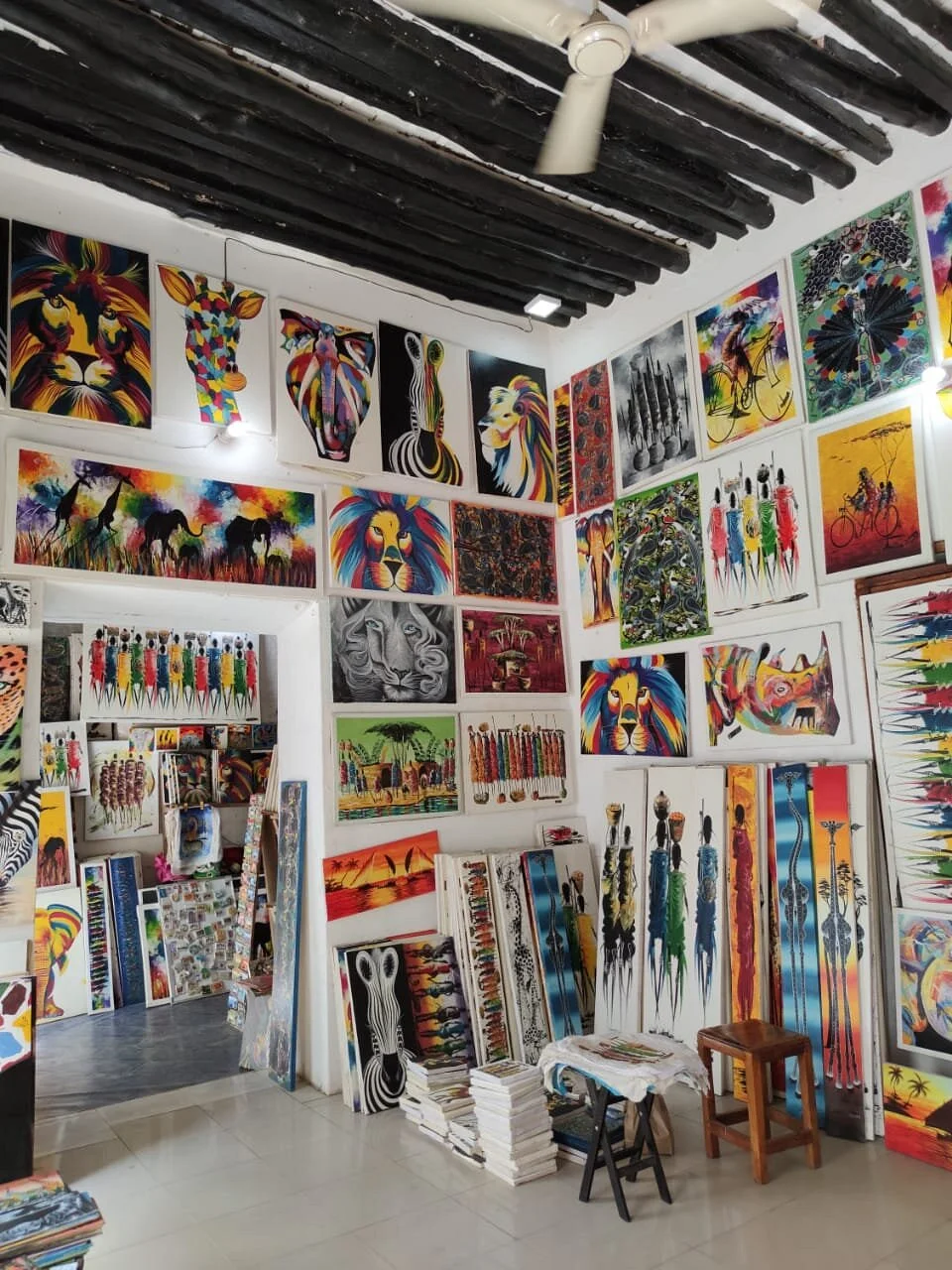 Hellen Art Gallery