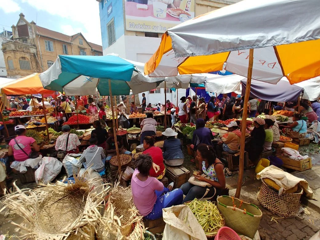 Analakely Market
