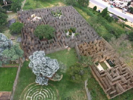 Honeydew Mazes