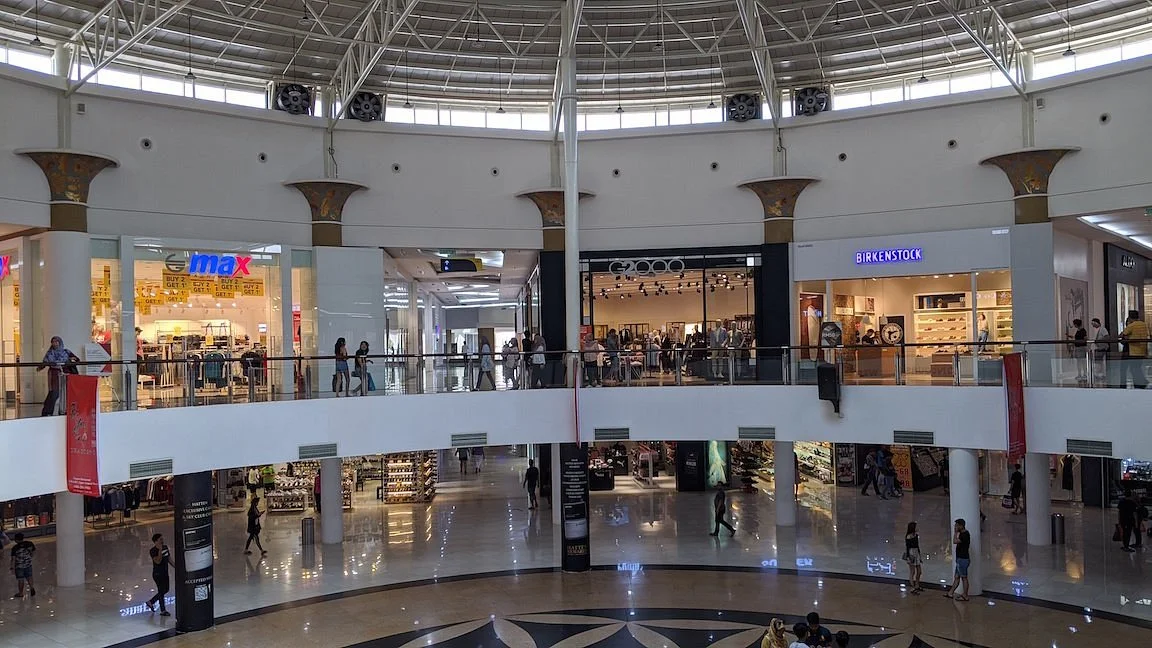 Dataran Pahlawan Melaka Megamall