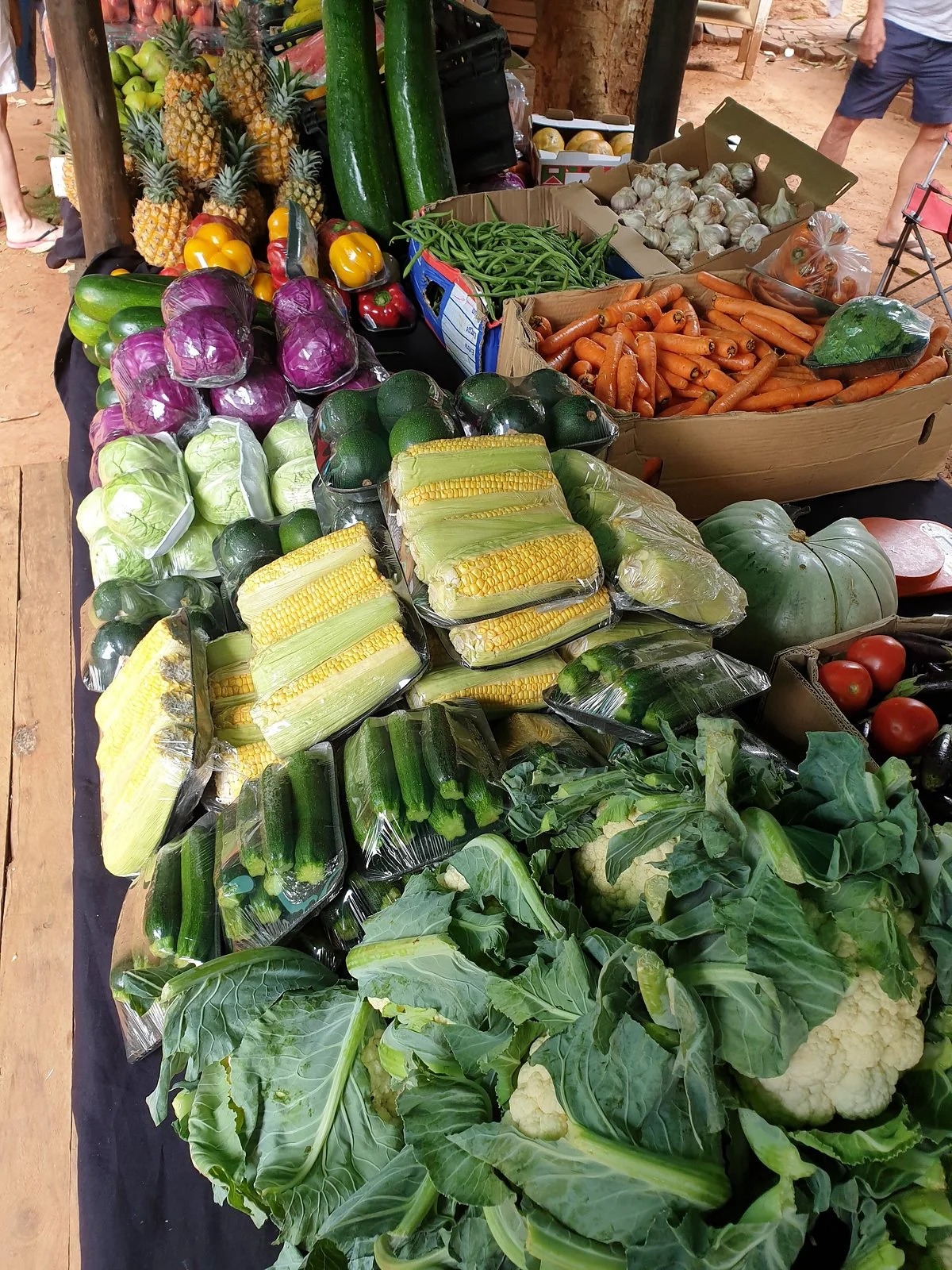 Golden Hours Family Market