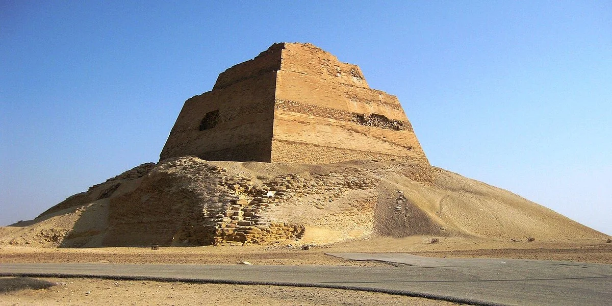 Pyramids of El Fayoum