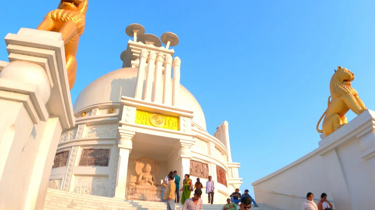 Dhauligiri Shanti Stupa