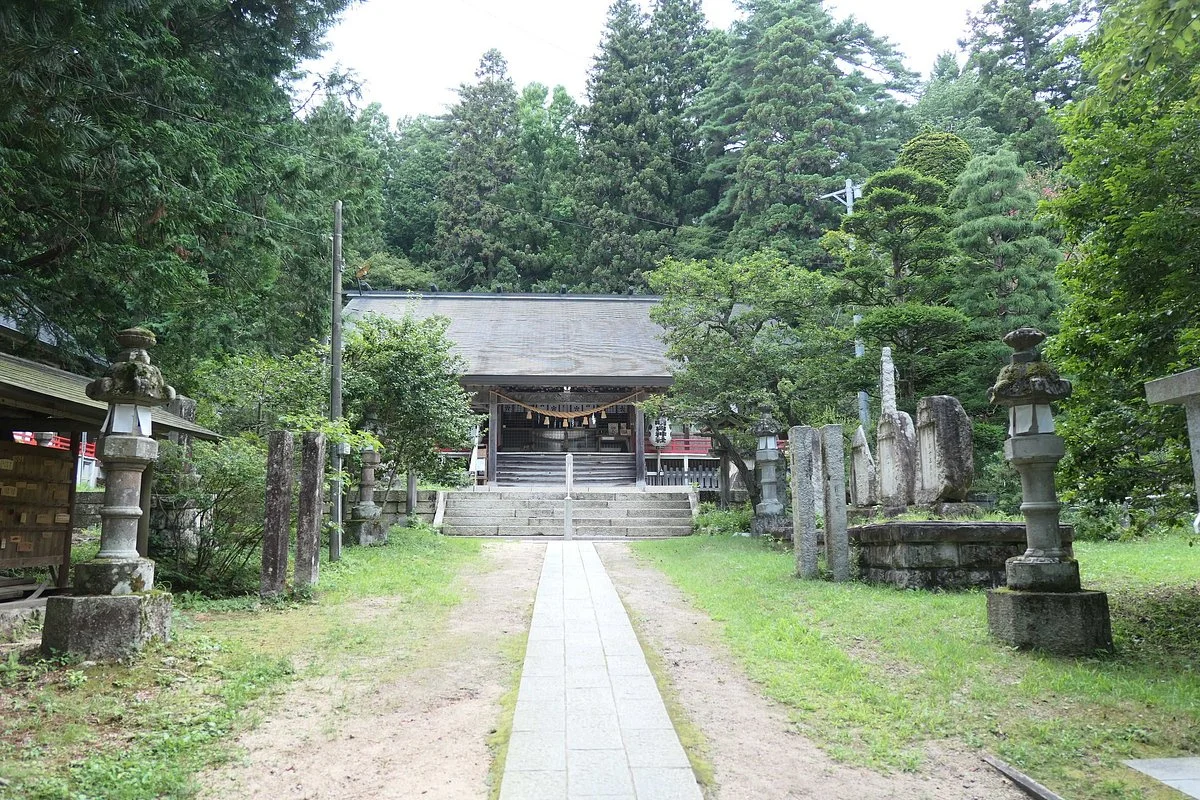 Ariakeyama Shrine