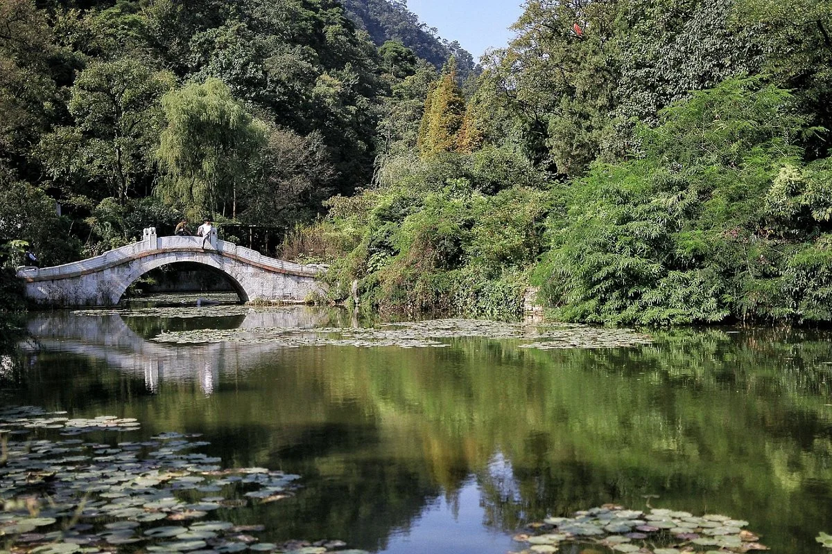 Qianling Park