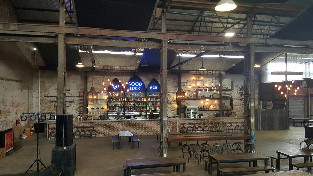 The Shed on R59