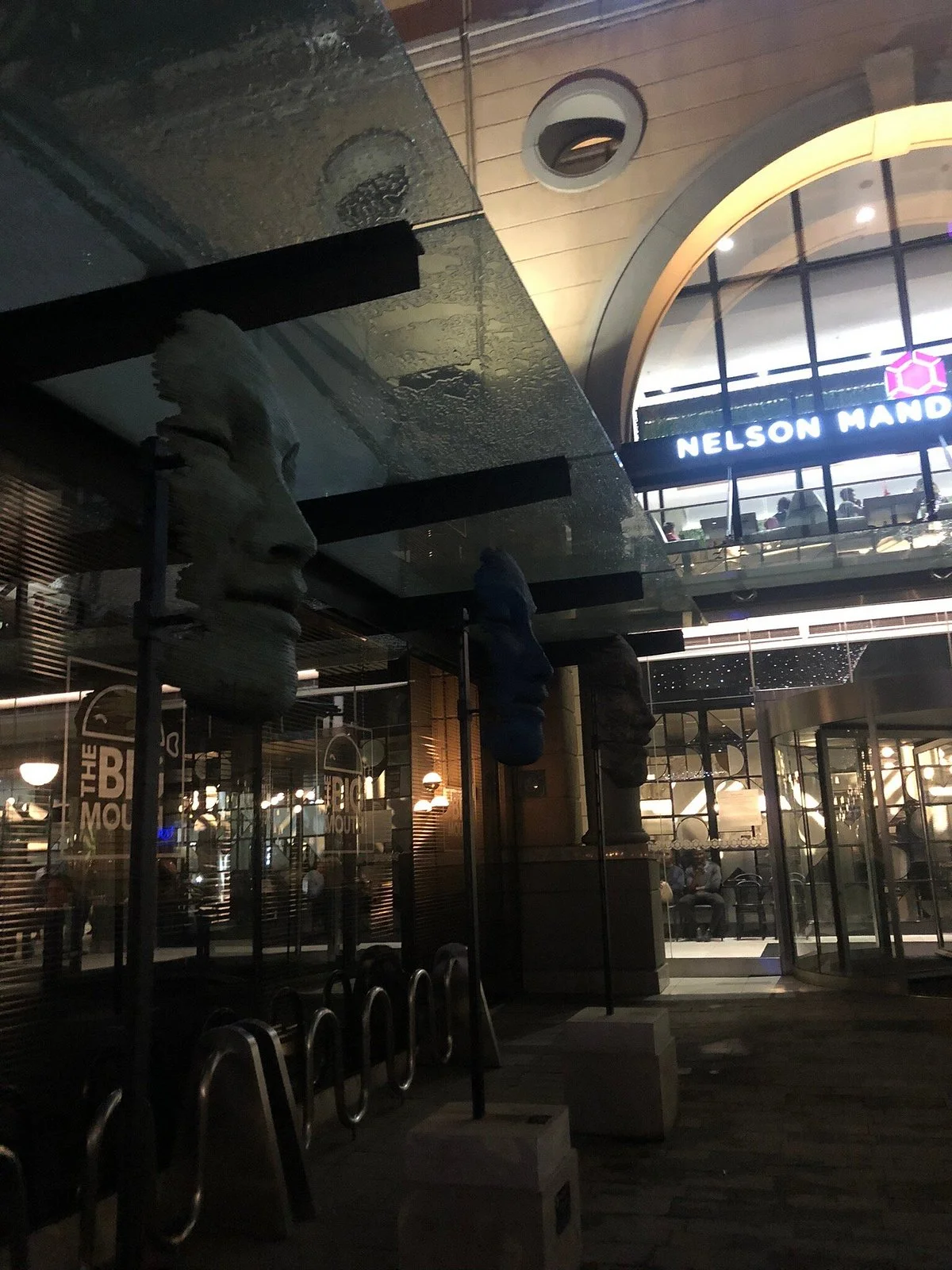 Nelson Mandela Square Antique Fair