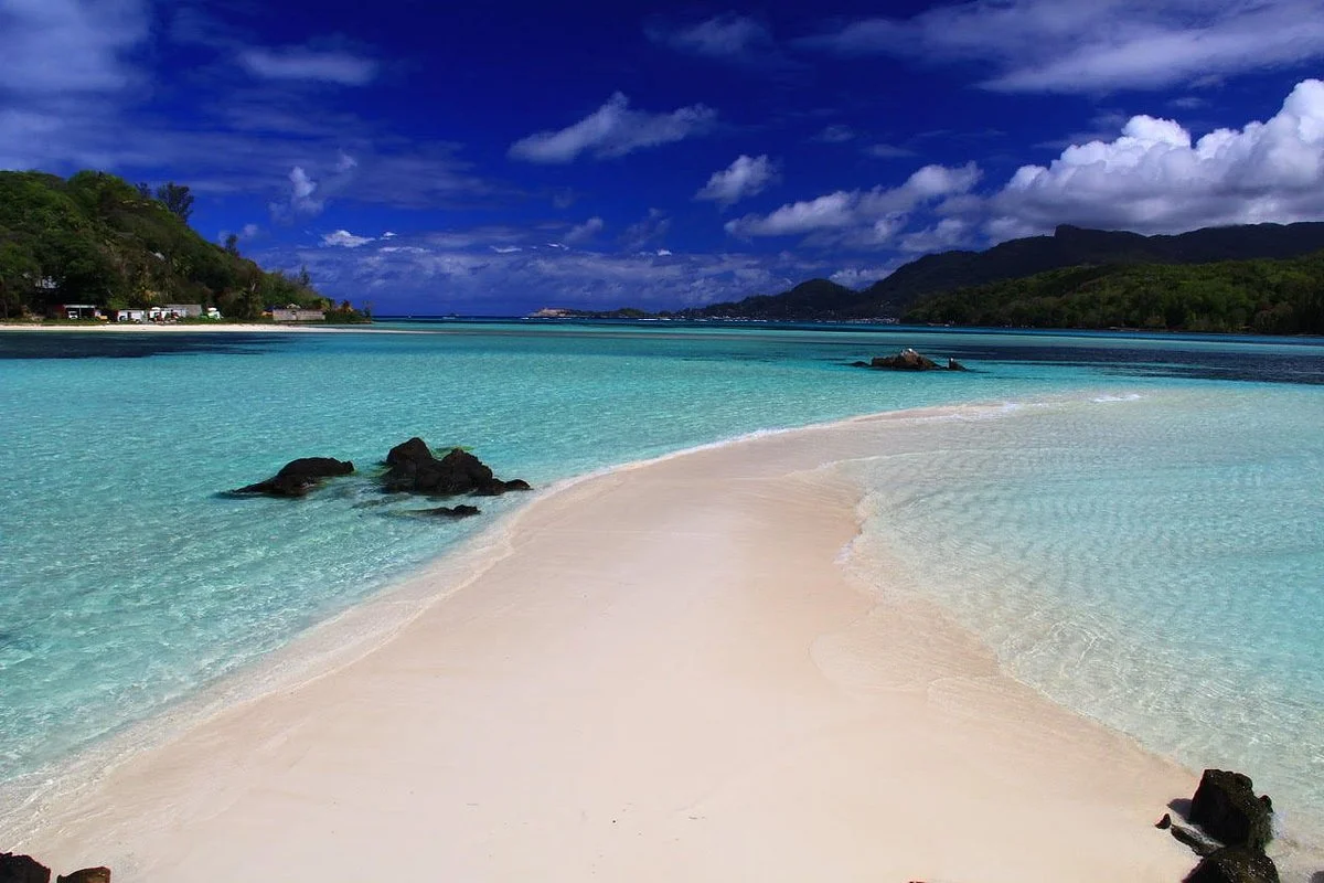 Seychelles Taxi Touring