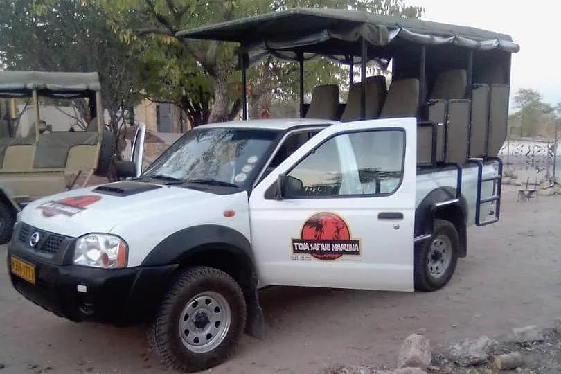 TOM SAFARI NAMIBIA